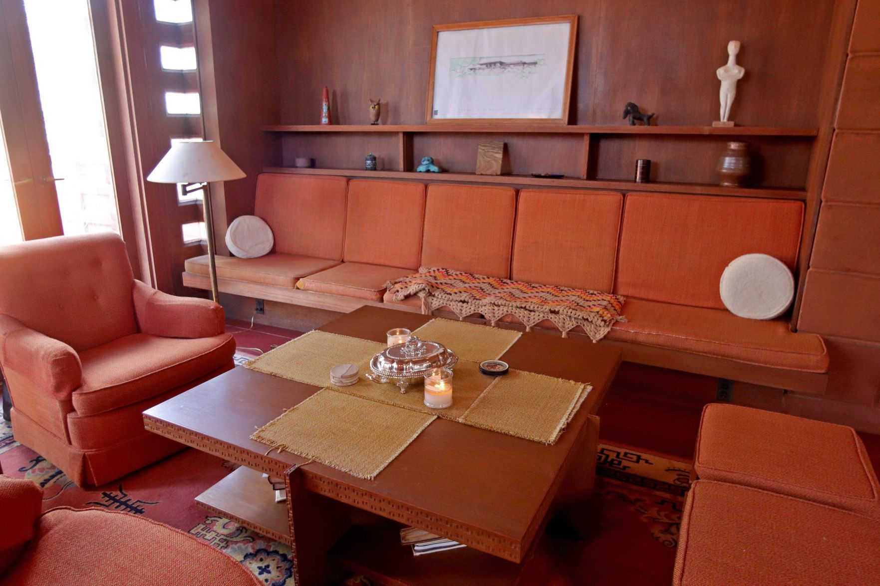 Frank Lloyd Wright home in Town & Country